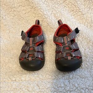 Kids Gray and Red Sandals